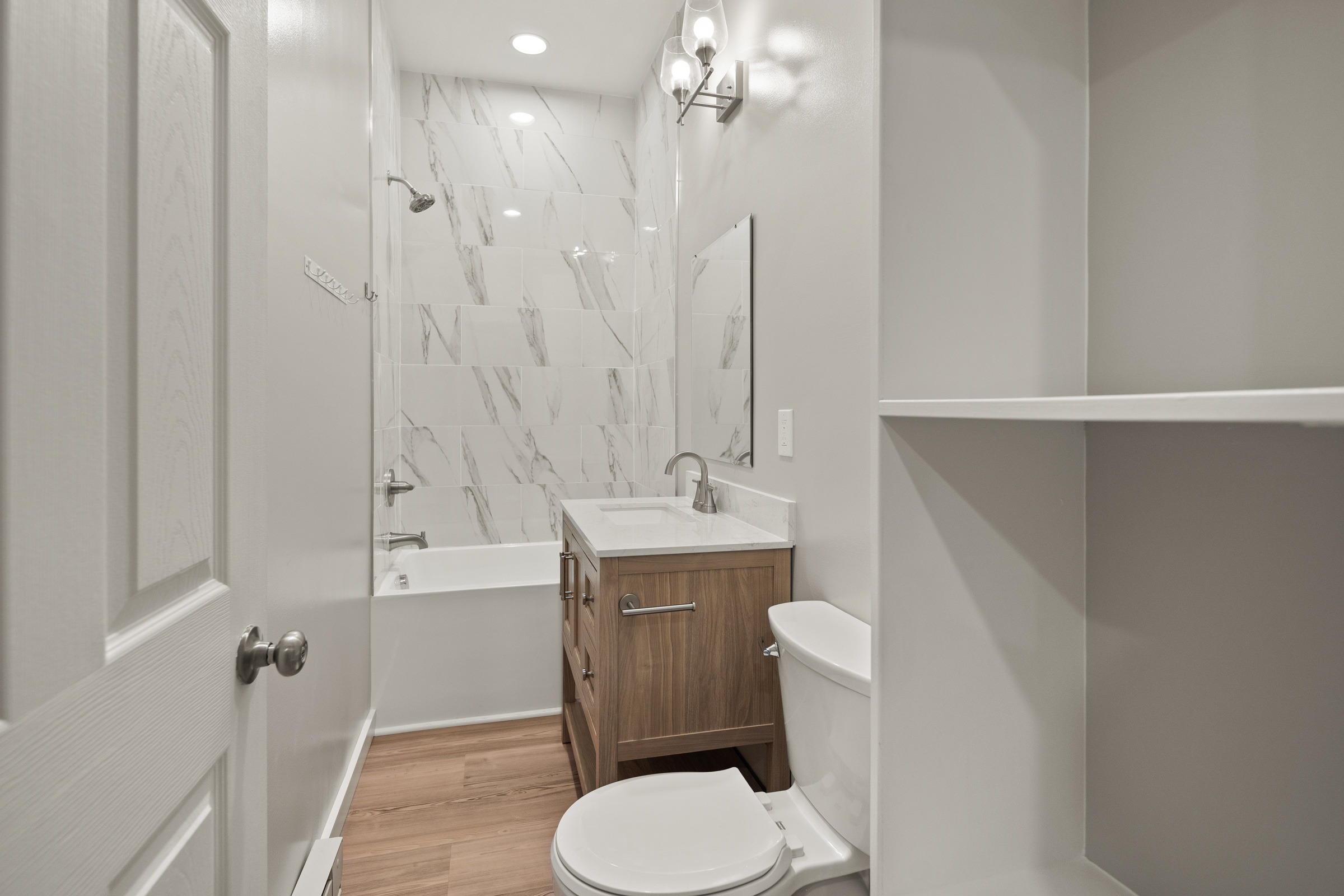Unit 102 - Bathroom with tub